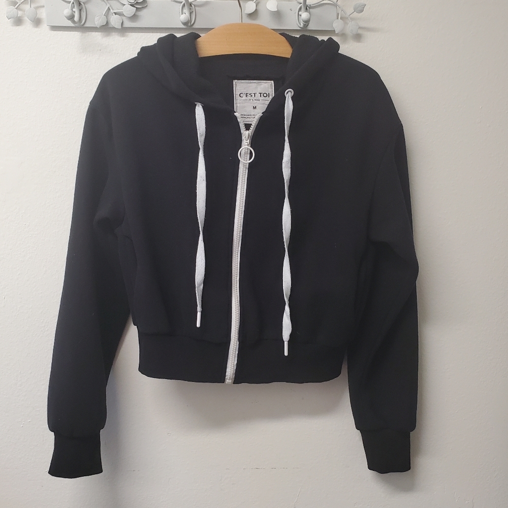 Black Cropped Hoodie Jacket